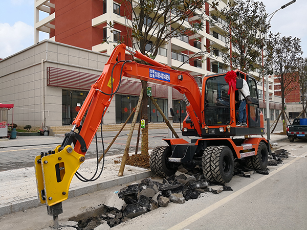 小型挖(wā)掘機